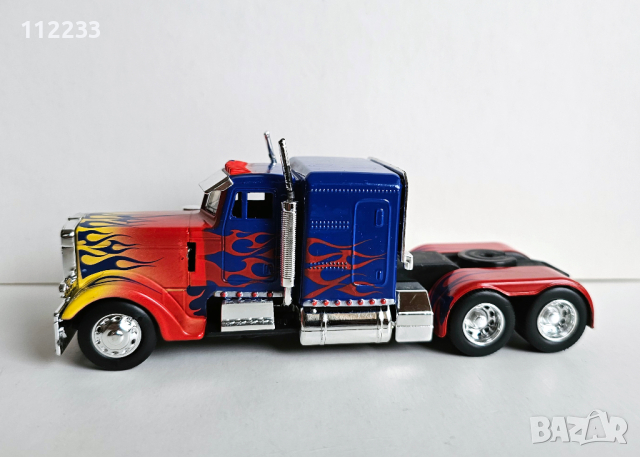 Метален камион Transformers T1 Optimus Prime 1:32, снимка 4 - Коли, камиони, мотори, писти - 44956202