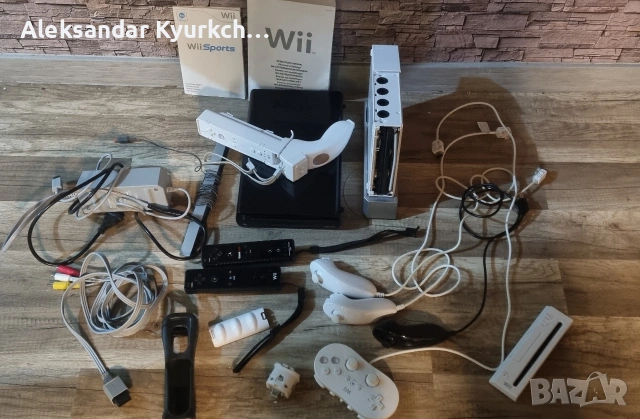 комплект конзола Nintendo Wii