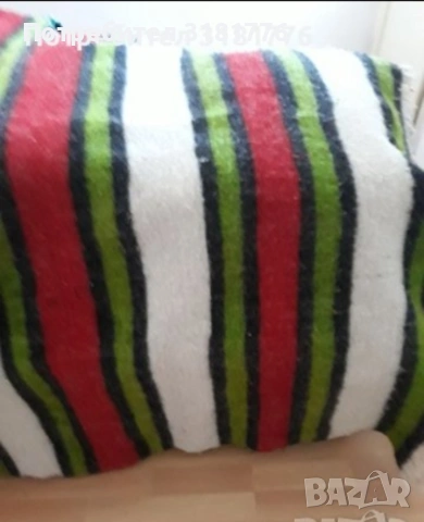 Автентично вълнено халище ръчна изработка., снимка 2 - Антикварни и старинни предмети - 53270574