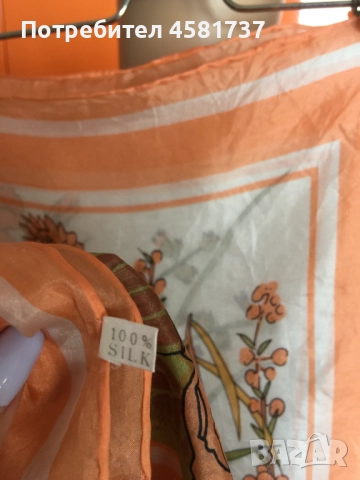 Копринен шал с флорален десен, снимка 5 - Шалове - 52053262