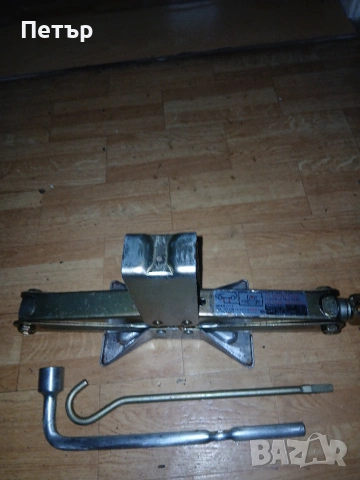 Оргинален крик за джип хонда нов, снимка 4 - Аксесоари и консумативи - 54061841