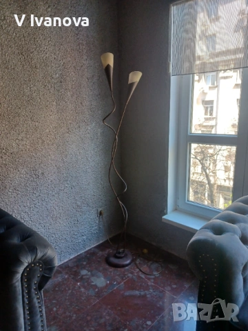 Дизайнерска лампа, снимка 3 - Лампиони - 54257375