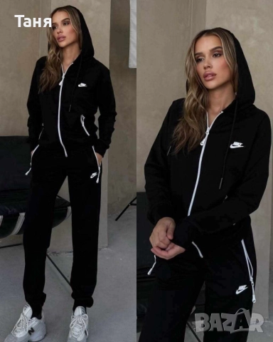 Дамски спортни екипи Найк 