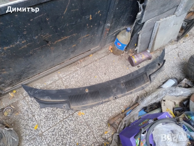 Водобран Предно Стъкло За Фиат Пунто 1997г / Fiat Punto 1997y