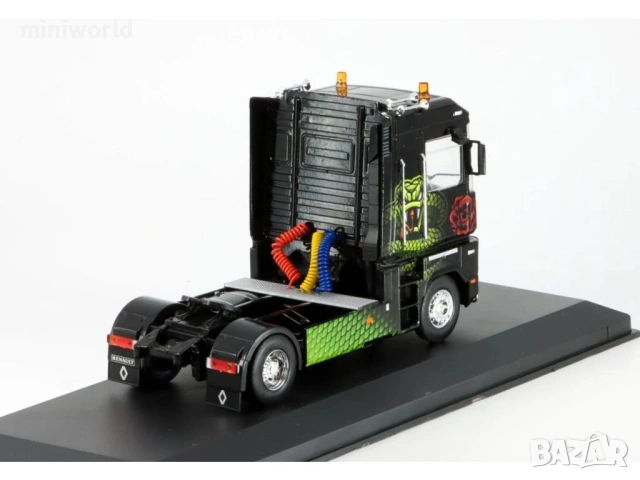 RENAULT AE 500 Magnum „Green Mamba“ влекач 1991 - мащаб 1:43 на Hachette моделът е нов в блистер, снимка 2 - Колекции - 51917523