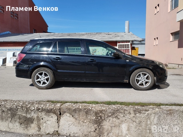 Опел Астра 1.8 бензин 125 к.с., снимка 3 - Автомобили и джипове - 53794844