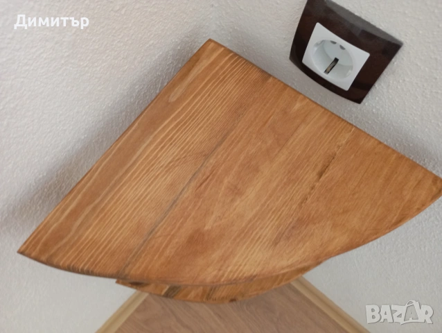 Ъглова етажерка със струговани орнаменти !!!, снимка 4 - Етажерки - 53679760