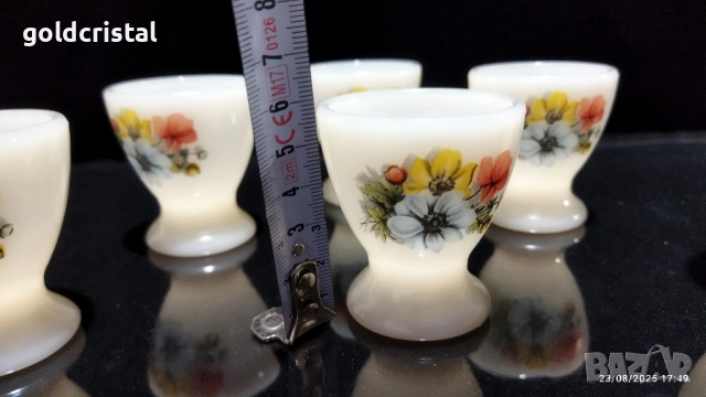 френски аркопал чашки за яйца , снимка 4 - Антикварни и старинни предмети - 51477053