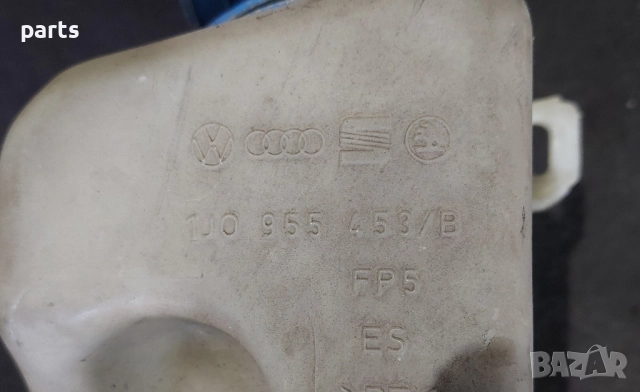 Казанче Чистачки със Помпа VW Голф 4 N:0788 - Ауди A3 8L - Сеат - Шкода - 1J0955453, снимка 3 - Части - 51437244