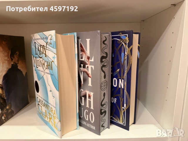 3 броя НОВИ ексклузивни издания на WATERSTONES, снимка 3 - Художествена литература - 52562710