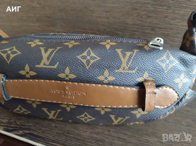 Нова! Луксозна чанта за кръст Louis Vuitton , снимка 2 - Чанти - 47303932