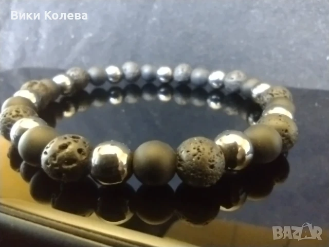  еластична гривна с естествени камъни