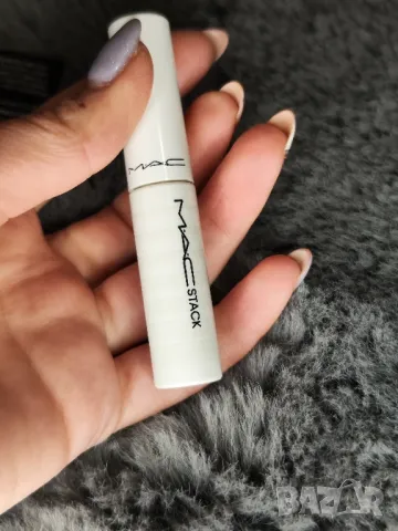 MAC COSMETICS основа под спирала Stark Stack, снимка 2 - Декоративна козметика - 47767730