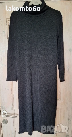 Дълга рипсена рокля Размер М. 