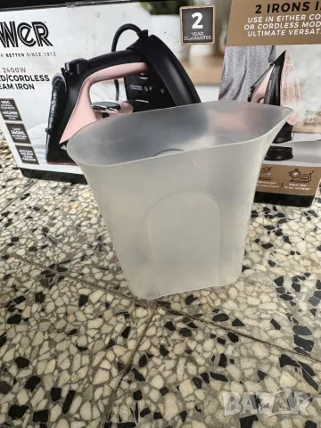 Парна Ютия Tower T22008RGVDE – Мощна Ютия 2400W за Бързо и Лесно Гладене!, снимка 7 - Ютии - 50436436