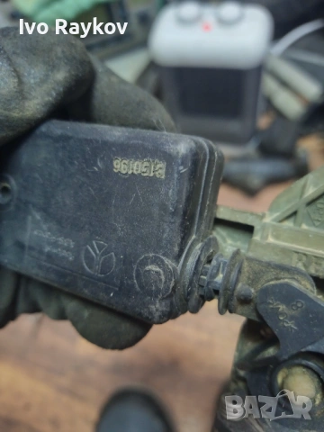 Брава задна врата за Volvo V40 , S40, снимка 8 - Части - 53841157