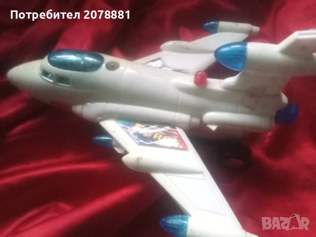 Играчки, снимка 4 - Коли, камиони, мотори, писти - 52985429