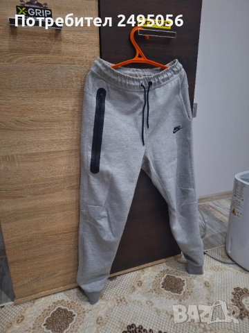 Nike Tech Fleece, снимка 2 - Спортни дрехи, екипи - 52584742