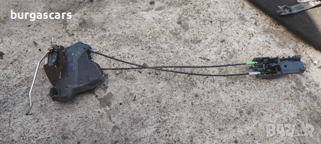 Брава предна лява врата Daihatsu Sirion II 2007г