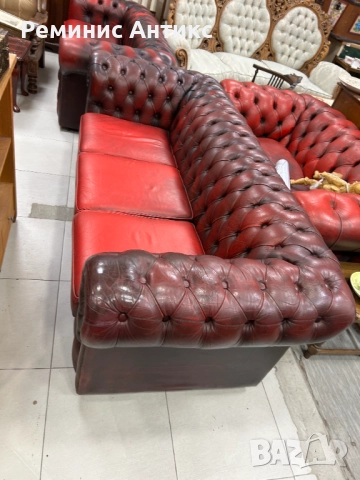 Честръфийлд диван тройка, цвят телешка кръв., снимка 3 - Дивани и мека мебел - 52591515