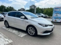 Toyota Auris 1.8 HYBRID, снимка 2