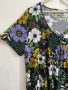 Разкошна силно еластична макси лятна разкроена рокля/туника в модерен флорален десен, снимка 2