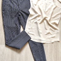 Елегантен панталон в ситно каре Zara & страхотен копринен топ Dante 6 , снимка 10 - Панталони - 45046559