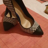 Обувки  , снимка 1 - Дамски обувки на ток - 45136705
