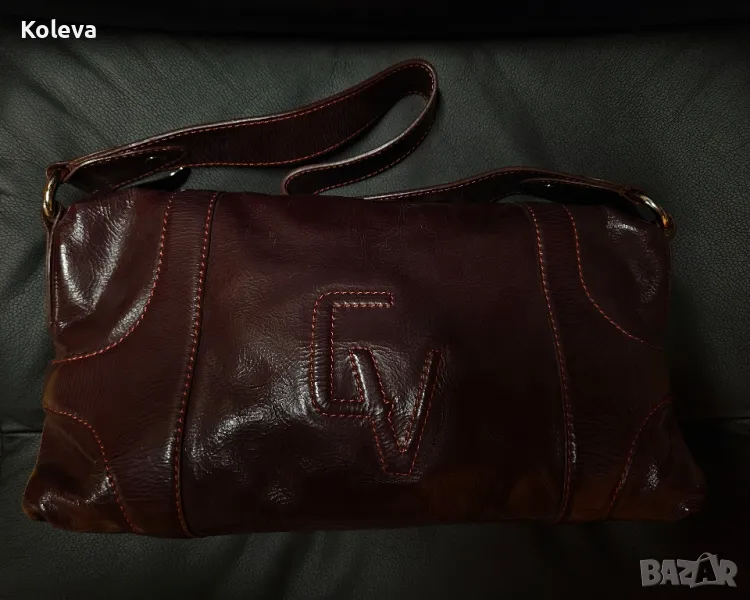 Италианска дамска чанта CapoVerso от естествена кожа, снимка 1