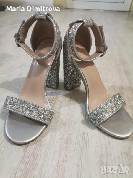 Сребристи токчета с брокат, снимка 1