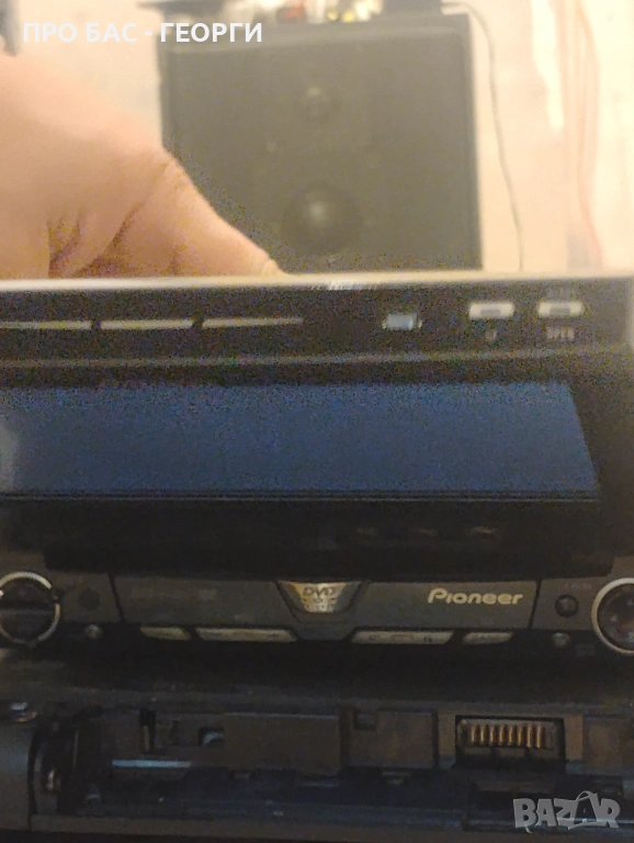 Pioneer AVH-P5700DVD DVD/CD приемник с 6,5-инчов LCD дисплей, снимка 1