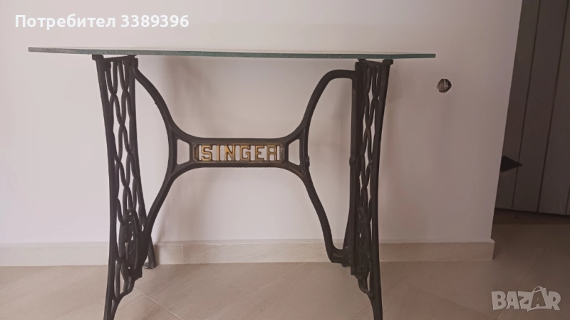 Маса от шевна машина Singer, снимка 1