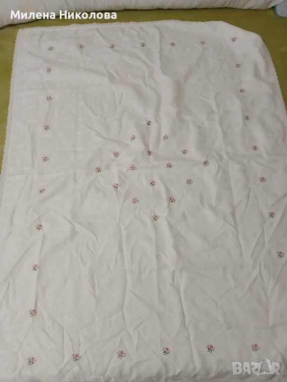 Покривка с бродерия и дантела 110/150, снимка 1