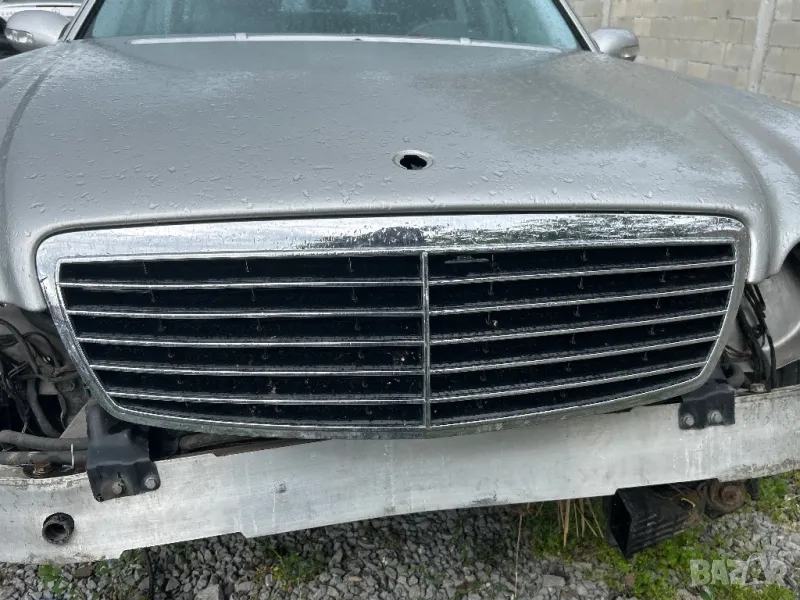 Маска преден капак Мерцедес Е класа W211 E class решетка броня, снимка 1