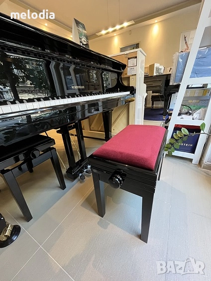 Нов италиански стол за пиано DISCACCIATI - 109 с кутия за ноти, снимка 1