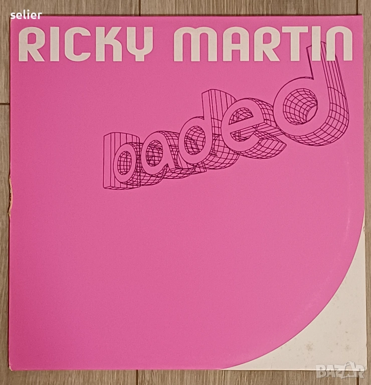 Ricky Martin ‎– Loaded Maxi Single 12  Издание на COLUMBIA 2001 г  PROMO издание   Състояние на вини, снимка 1
