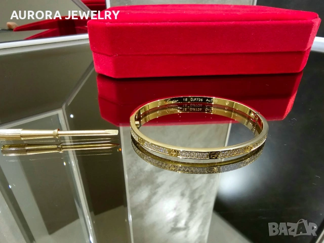 CARTIER Love Small Paved Gold Diamonds Гривна с Отверка, снимка 4 - Гривни - 53029594