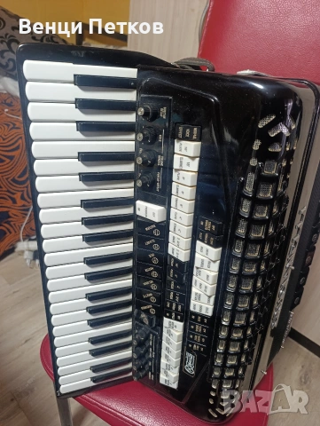 акордеон италиянски, снимка 3 - Акордеони - 54029032