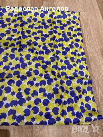 Голямо парче текстил(става за луксозен парцал)