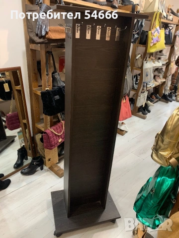 Стойка за колани