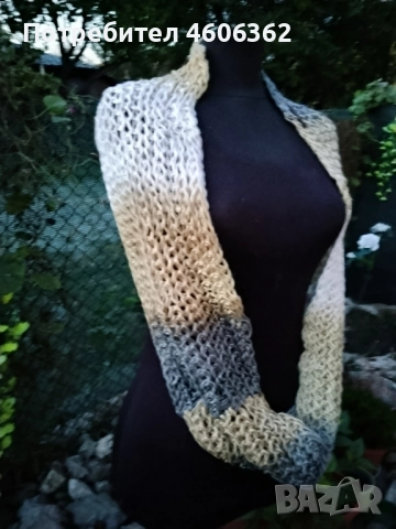 ръчно изплетени шалове