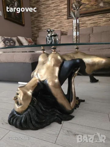 уникална маса бронз фигура на гола жена със стъклен плот, снимка 5 - Маси - 50062323