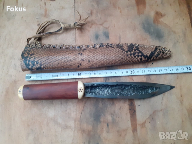 Страхотен ловен якутски кован нож с кания от змийска кожа, снимка 6 - Антикварни и старинни предмети - 54031293