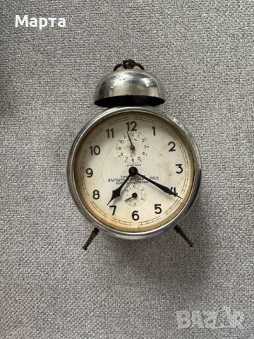 Работещ автентичен часовник JUNGHANS с оригинална кутия, снимка 3 - Антикварни и старинни предмети - 45659217