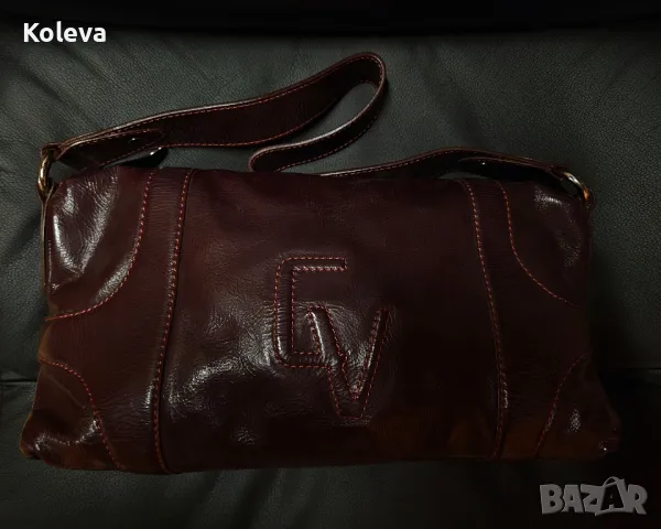 Италианска дамска чанта CapoVerso от естествена кожа, снимка 1