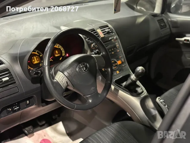 Toyota Auris 1.4D4D, снимка 5 - Автомобили и джипове - 48504904