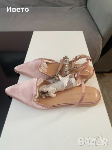 Дамски обувки с каишка цвят пепел от рози, снимка 1 - Дамски елегантни обувки - 46296111