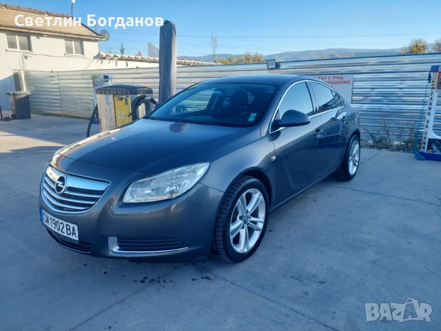 Opel insignia, снимка 12 - Автомобили и джипове - 50849507
