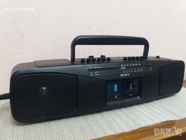 Радиокасетофон SONY, снимка 3 - Радиокасетофони, транзистори - 53755001