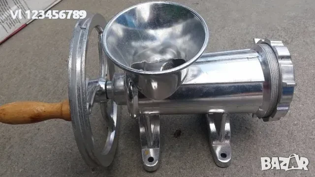 Ръчна Професионална Алуминиева месомелачка № 22 / 32